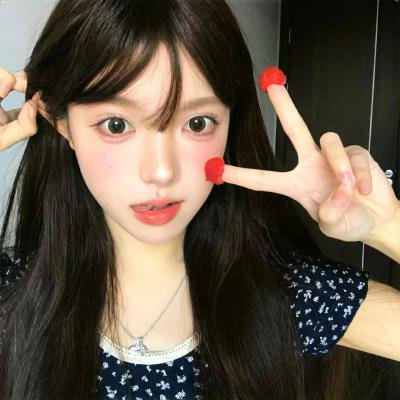 屋中美人